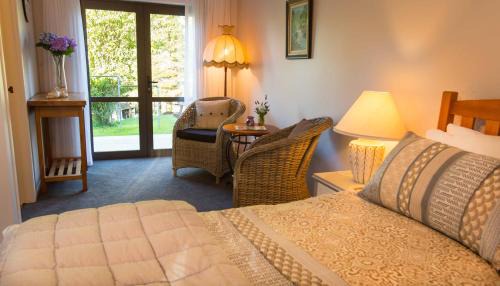 Oropi Lit Et Petit-Déjeuner | Rolling Hills Country Stay B&B