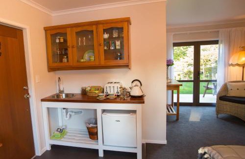 Oropi Lit Et Petit-Déjeuner | Rolling Hills Country Stay B&B