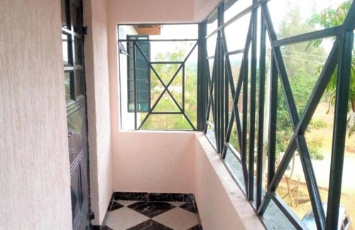 Shanzu Maison | Roma Stays- Stylish modern two/one bedroom in Busia near Weighbridge
