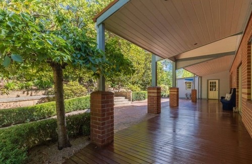 Emerald Maison | Romancing the Rails