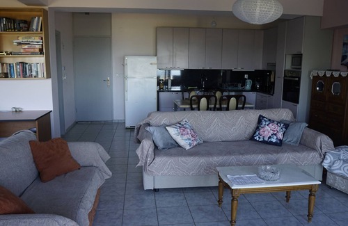 Patras Appartement | Romanos Patras studio