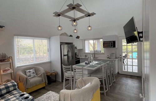 Liberia Maison | Romantic Contemporary House with Private pool - 5 min from the beach!