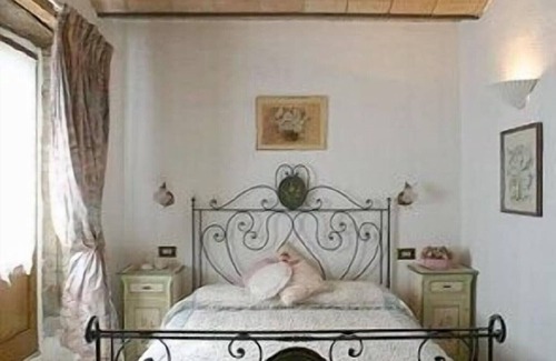 Monterchi Autre | ROMANTIC 17C VILLA -Fabulous VIEWS-Stunning POOL Complex + HOT TUB + PIZZA OVEN