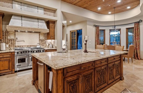 Canyon Ridge Estates Villa | Hacienda Romántica | Heated Pool & Spa | Cave Creek