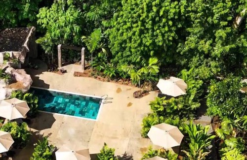 Monterrey Cabine | Romantic cabin with jacuzzi, AC, WiFi near Arenal Volcano, La Fortuna Costa Rica