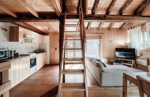Osco Appartement | Chalet romantique dans les montagnes de la Léventine (Romantic Chalet)