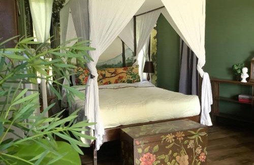 Valencia Appartement | Romantic Eco Sanctuary Off-Grid Mountain Retreat
