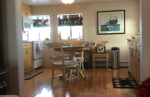 Ignacio Cottage | Cottage romantique vieux de 100 ans, entièrement mis à jour dans une ferme équestre rurale