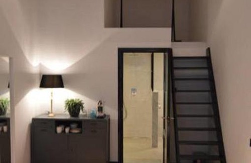 De Pijp Lit Et Petit-Déjeuner | Romantic ground floor suite in Pijp near Sarphatipark