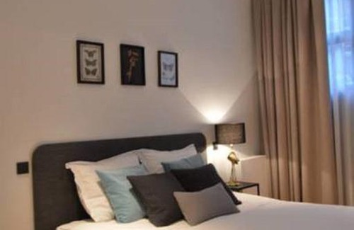 De Pijp Lit Et Petit-Déjeuner | Romantic ground floor suite in Pijp near Sarphatipark