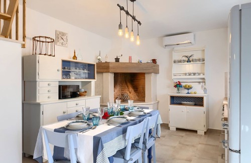 Mali Vareski Maison | Maison de vacances romantique avec jacuzzi, BBQ, WiFi