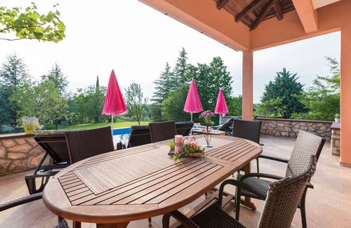 Topid Maison | Maison de vacances romantique avec piscine, à quelques minutes de la mer