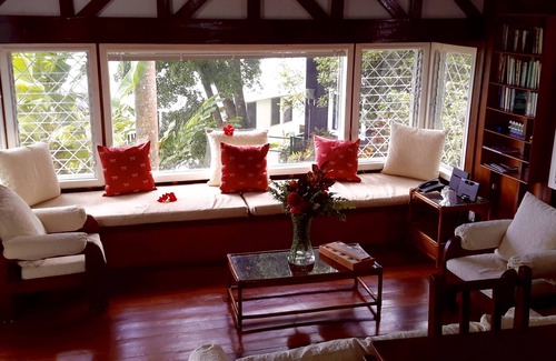 Manuel Antonio Maison | Maison romantique avec 4 ponts et de belles vues sur l'océan!
