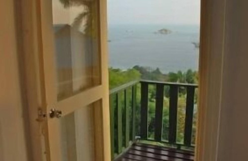 Manuel Antonio Maison | Maison romantique avec 4 ponts et de belles vues sur l'océan!