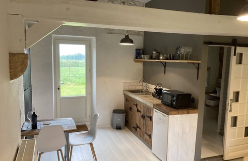 Marsales Appartement | Romantic one bedroom studio apartment with pool , walking distance to Monpazier