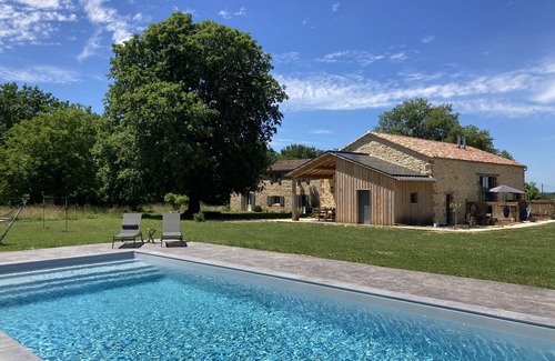 Marsales Appartement | Romantic one bedroom studio apartment with pool , walking distance to Monpazier