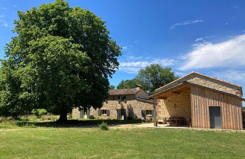 Marsales Appartement | Romantic one bedroom studio apartment with pool , walking distance to Monpazier