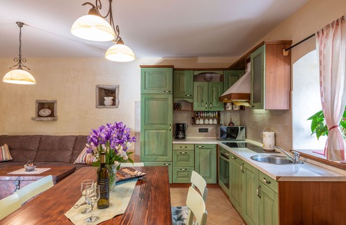 Trget Villa | DERNIÈRE MINUTE -30%! Villa avec piscine privée, à quelques minutes de la mer, en pleine nature