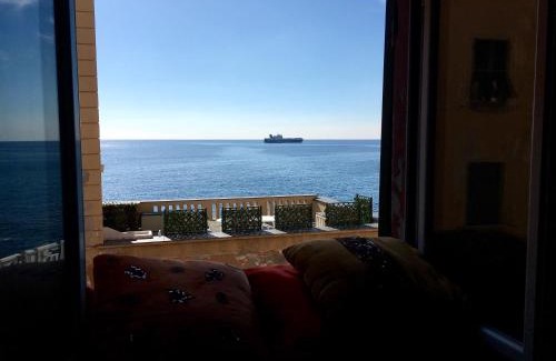 Nervi Appartement | Romantic Sea View Flat in Genova