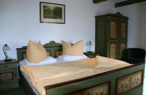 Neuendorf Maison | Romantik Landhaus & Pension Klaps Liebling