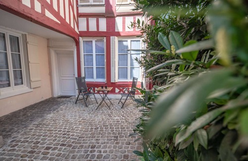 Old Town Appartement | Appartement ⭐Romantique Chic⭐ par Urban Spa