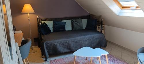 Mainz-Bingen Appartement | Romantische Ferienwohnung Rheingold 50 qm für 2 bis 4 P