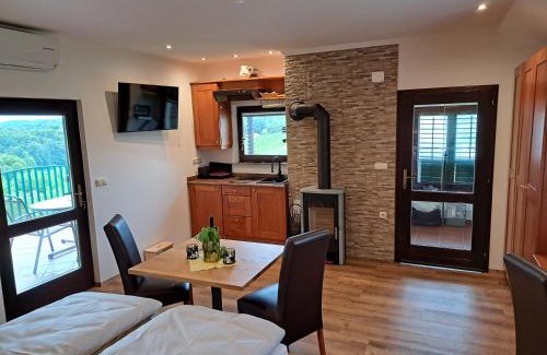 Ormoz Maison | Romantisches Kellerstöckl - Jeruzalem