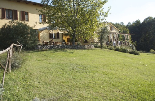 Terranuova Bracciolini Villa | Ferme viticole de Romignano. Votre villa en TOSCANE.