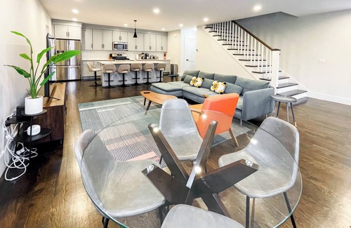 Neponset - Port Norfolk Appartement | Roof Deck, Sleeps 10, W/D, Waterviews!