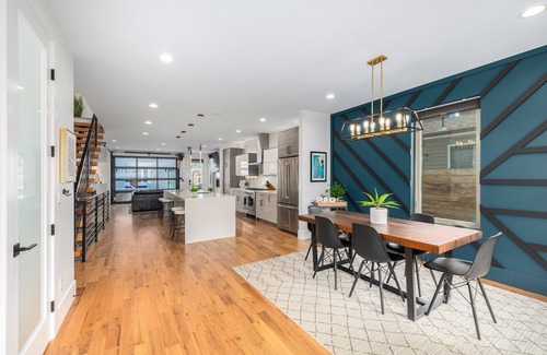 Overland Maison | Roof Top Patio, Hot Tub, & Minutes from Downtown!