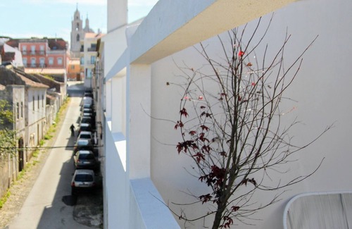 Mafra Maison | Maison sur le toit et barbecue au centre de Mafra Vila