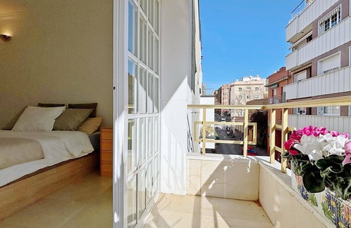 Esplugues de Llobregat Chalet De Ski | Rooftop terrace Premier Balcony Double room -Shared Bathroom and Washroom