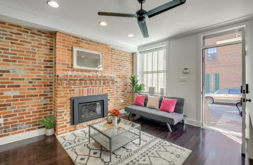 Canton Maison | Rooftop Patio with View Baltimore Retreat
