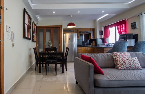 Bella Vista Appartement | Rooftop Pool Gym Beautiful Apartment Downtown City
