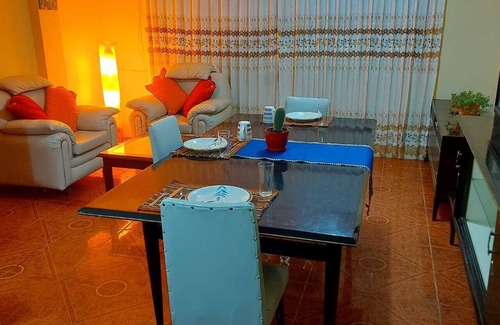 Lake Titicaca - Puno Appartement | "Chambre à 2 minutes du Centre" (animaux acceptés)