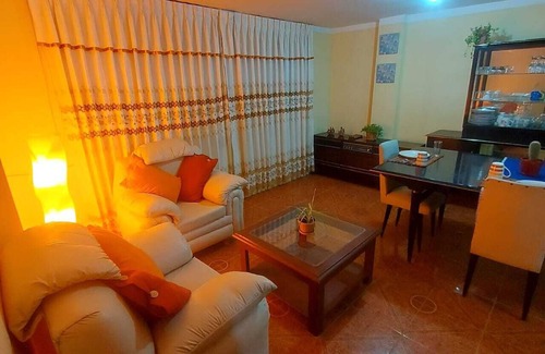 Lake Titicaca - Puno Appartement | "Chambre à 2 minutes du Centre" (animaux acceptés)