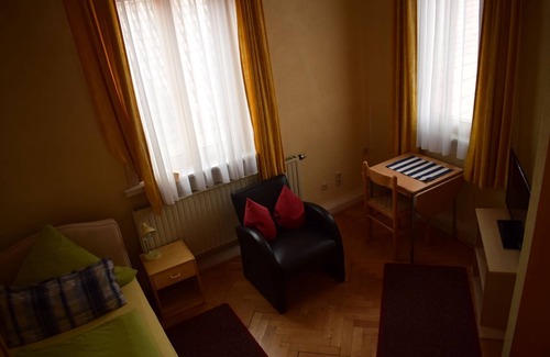 Munderkingen Appartement | Room 24 with toilet and shower