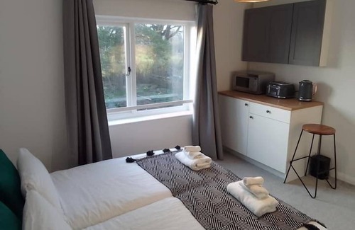 Barrow Gurney Appartement | Room 3. Single or twin room near Bristol Airport