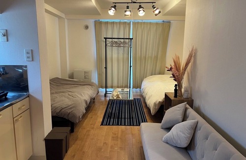 Chuo-ku Appartement | Room 302, Chateau Minami 6-jo Building, 3 people OK! Comfortable studio with 3 beds