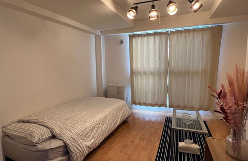 Chuo-ku Appartement | Room 302, Chateau Minami 6-jo Building, 3 people OK! Comfortable studio with 3 beds