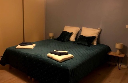 Argeliers Maison | Chambre 4 personnes « hirondelle » Accueil chaleureux et convivialité