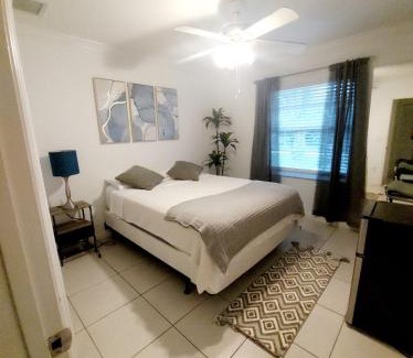 Westgate Maison | Room 5 minutes from PBI Airport