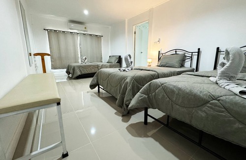 Ayutthaya Maison | Room-baan Khunphiphit Homestay No3373