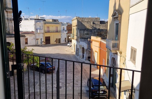 San Donato di Lecce Appartement | Chambre 'Costantini - Rosa' avec Terrasse partagée, Wi-Fi et Climatisation