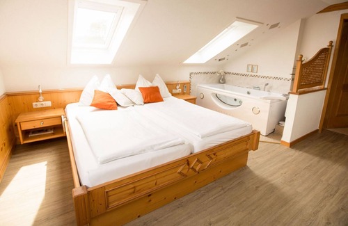 Schoerfling am Attersee Appartement | Room de luxe 2 - Pension KNOLL am Attersee