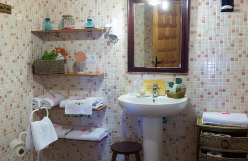 Castronuno Maison | Habitación 'Desvan' con jardín compartido y Wi-Fi