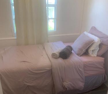 Sandy Hill Maison | Room downtown 3minute walk Uottawa train station