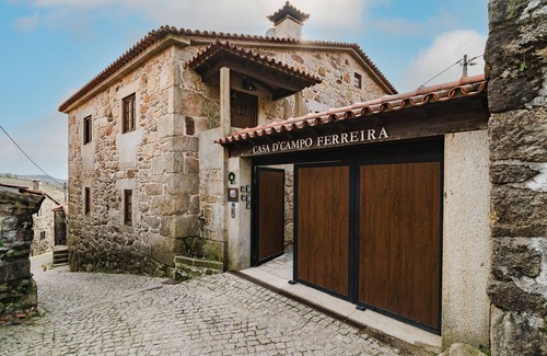 Montalegre Appartement | Chambre 'Duplo - 1' avec Terrasse partagée et Wi-Fi
