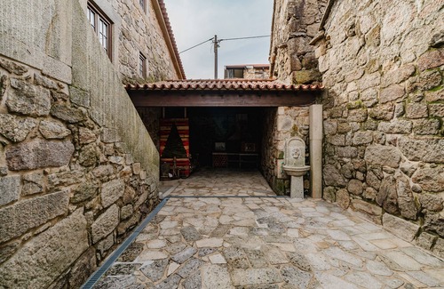 Montalegre Appartement | Chambre 'Duplo - 1' avec Terrasse partagée et Wi-Fi
