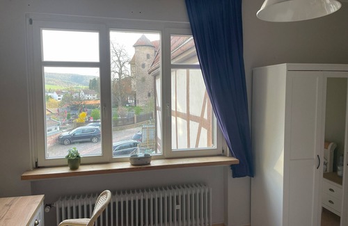 Schlitz Appartement | Room 'Friedrich' with Shared Terrace and Wi-Fi